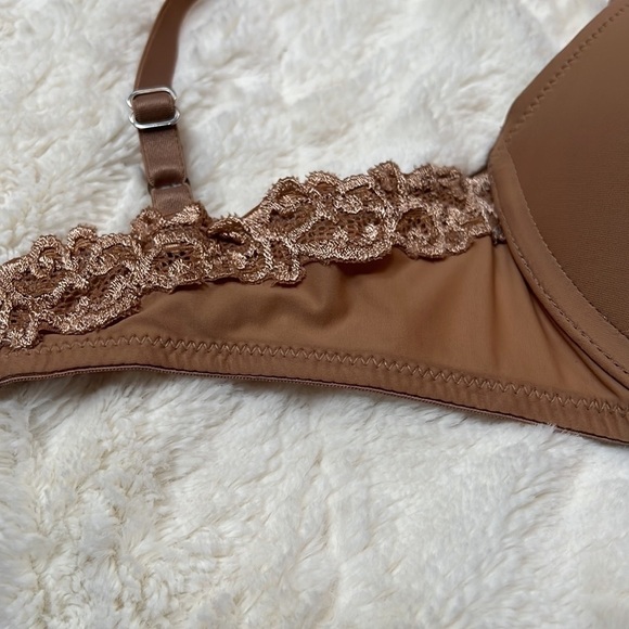 Natori Underwire Lace Trimmed Bra size 32D NWOT - Picture 6 of 8